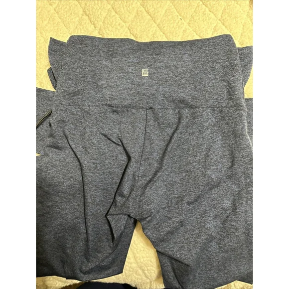 Lanston Activewear Set Cropped Bra high-rise Leggings NWT NWOT XS - Picture 5 of 8